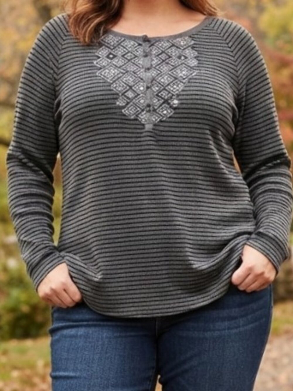 Eddie Bauer Women's Striped Embroidered Neckline Henley Shirt Size XL (C2121)